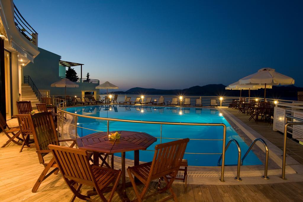 Adriatica Hotel Nikiana Exterior foto